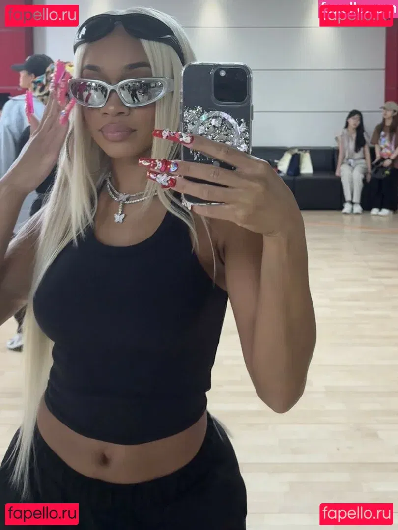 Saweetie Onlyfans Photo Gallery 