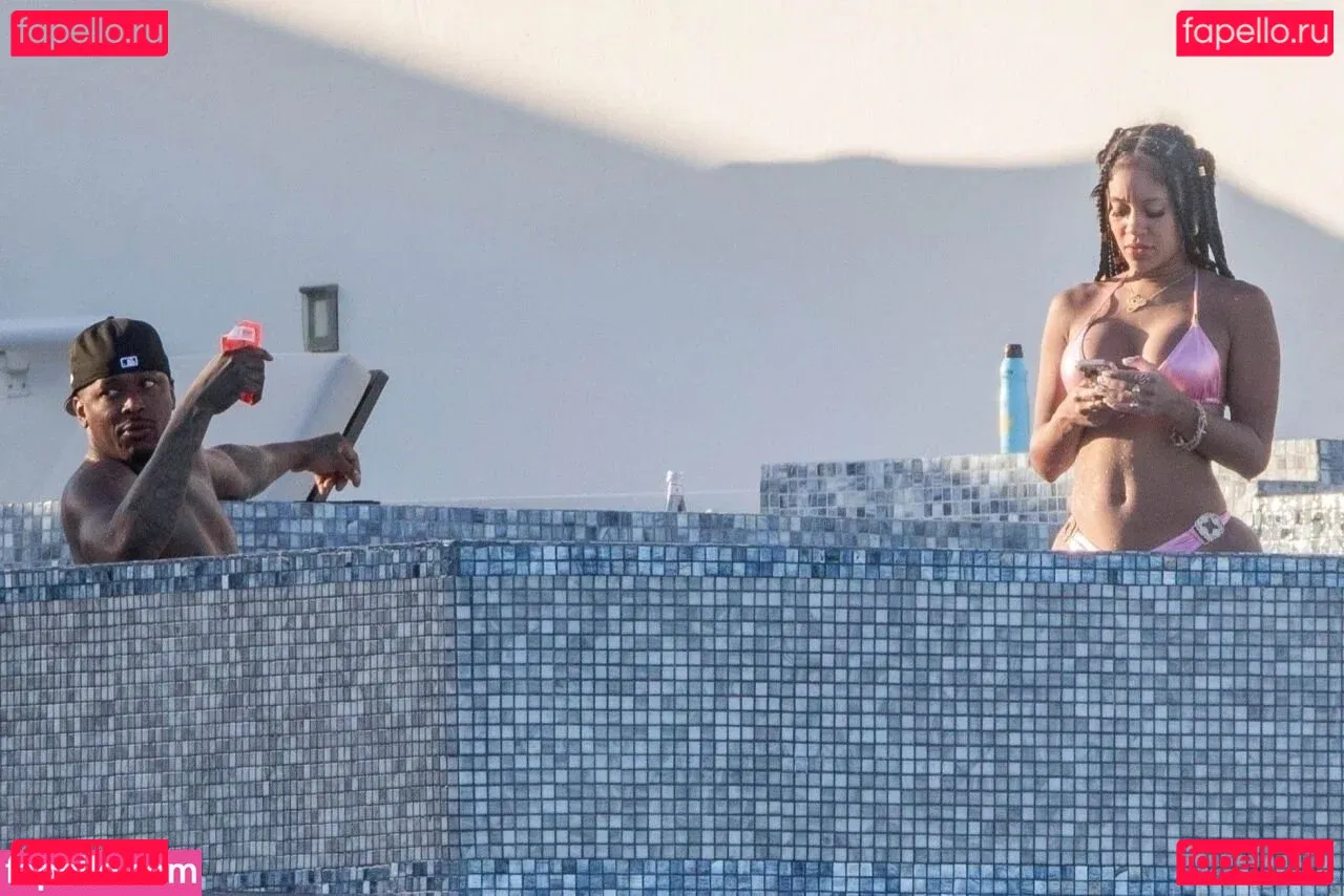 Saweetie Onlyfans Photo Gallery 