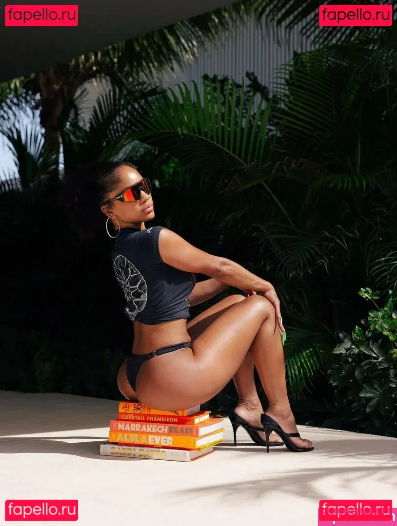 Saweetie Onlyfans Photo Gallery 