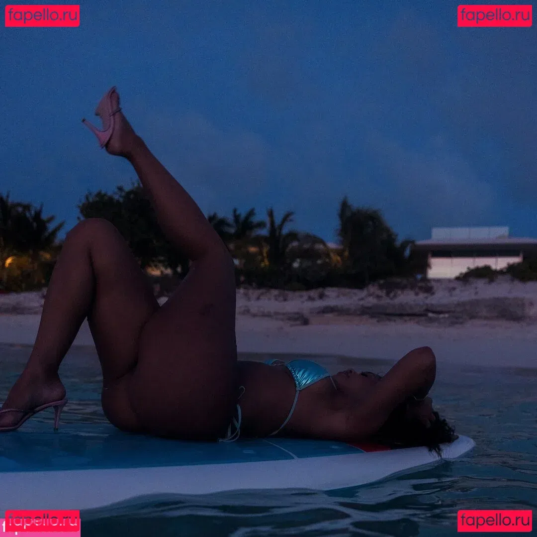 Saweetie Onlyfans Photo Gallery 