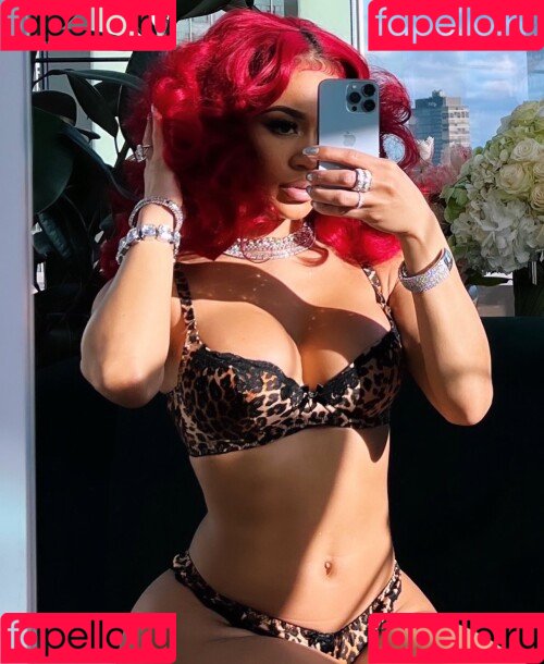 Saweetie Onlyfans Photo Gallery 