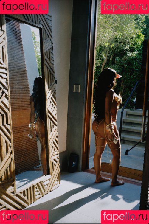 Saweetie Onlyfans Photo Gallery 