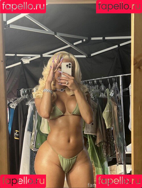 Saweetie Onlyfans Photo Gallery 