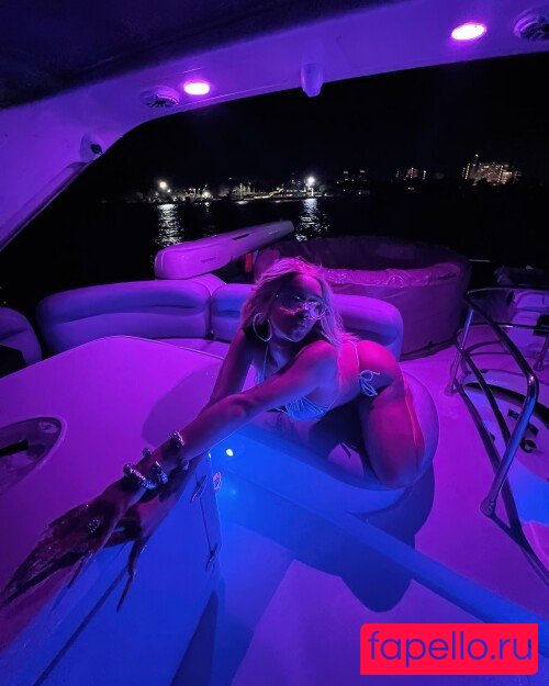 Saweetie Onlyfans Photo Gallery 