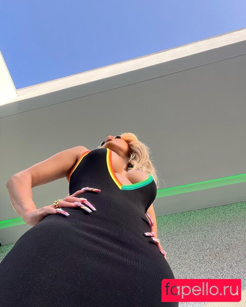 Saweetie Onlyfans Photo Gallery 