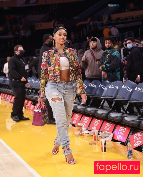 Saweetie Onlyfans Photo Gallery 