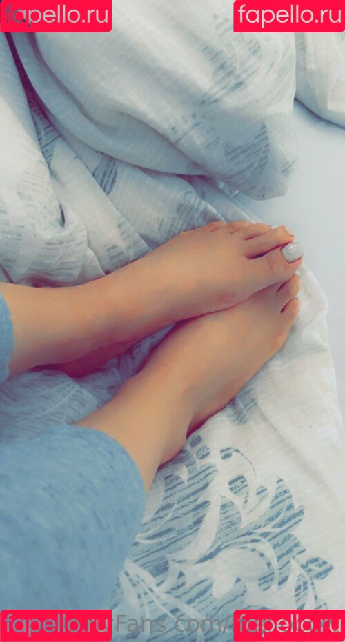 Mellow Maloni Onlyfans Photo Gallery 