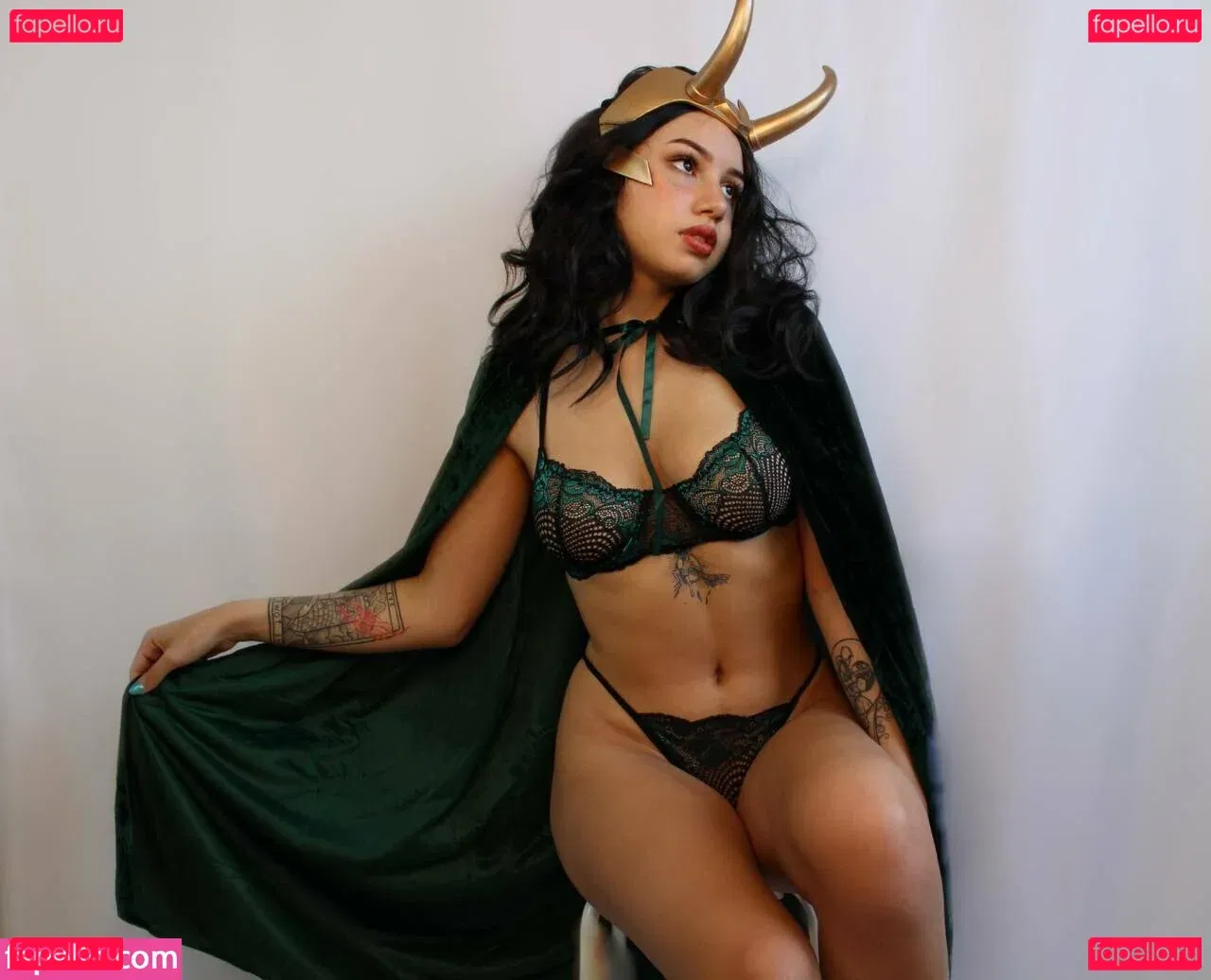 Rosewiththorns Onlyfans Photo Gallery 