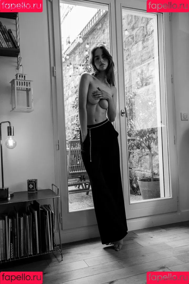 Rebecca Bagnol Onlyfans Photo Gallery 