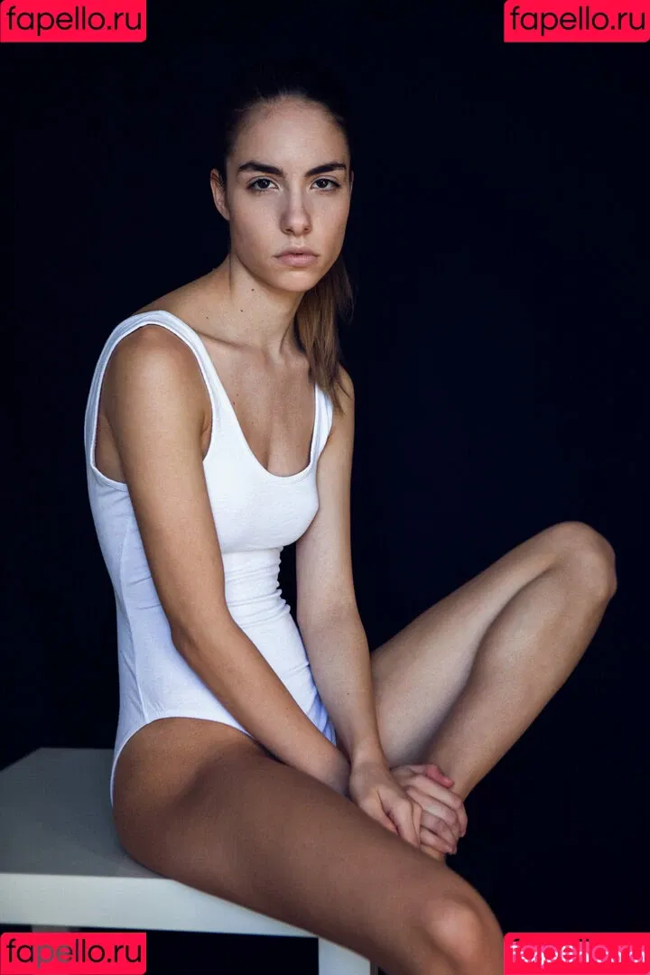Rebecca Bagnol Onlyfans Photo Gallery 