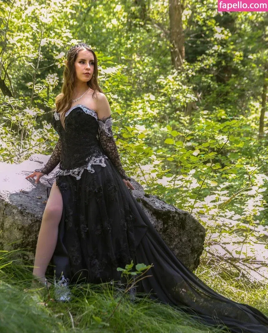 Raineemery Onlyfans Photo Gallery 