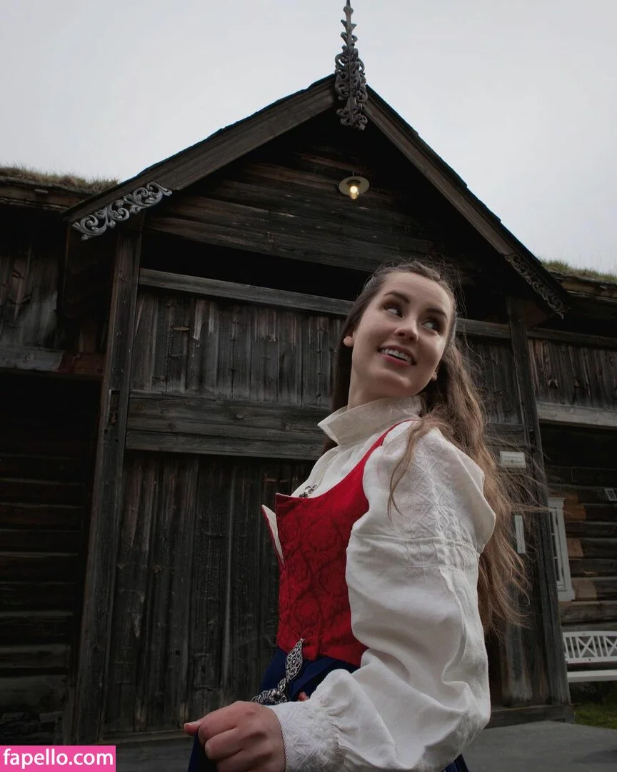 Raineemery Onlyfans Photo Gallery 