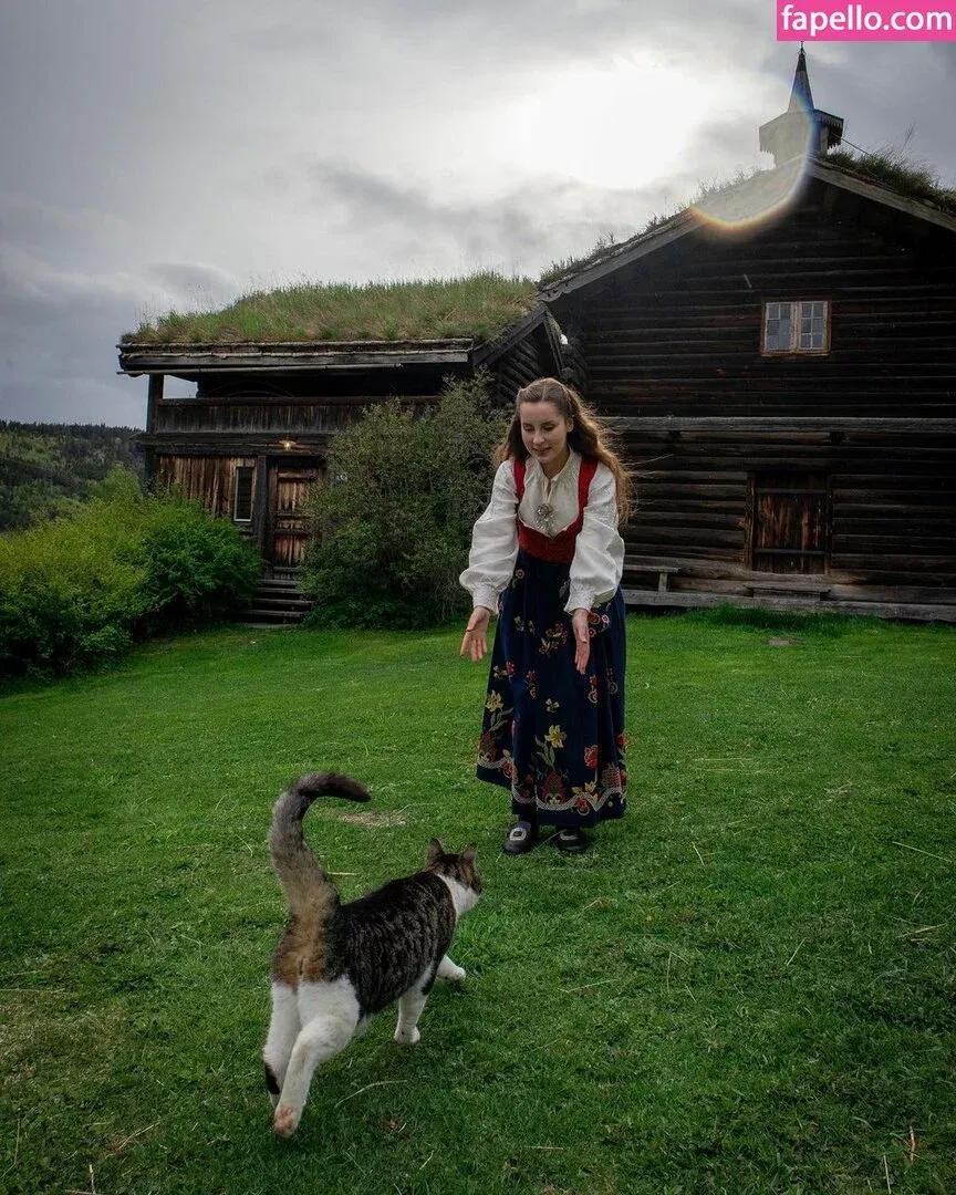 Raineemery Onlyfans Photo Gallery 