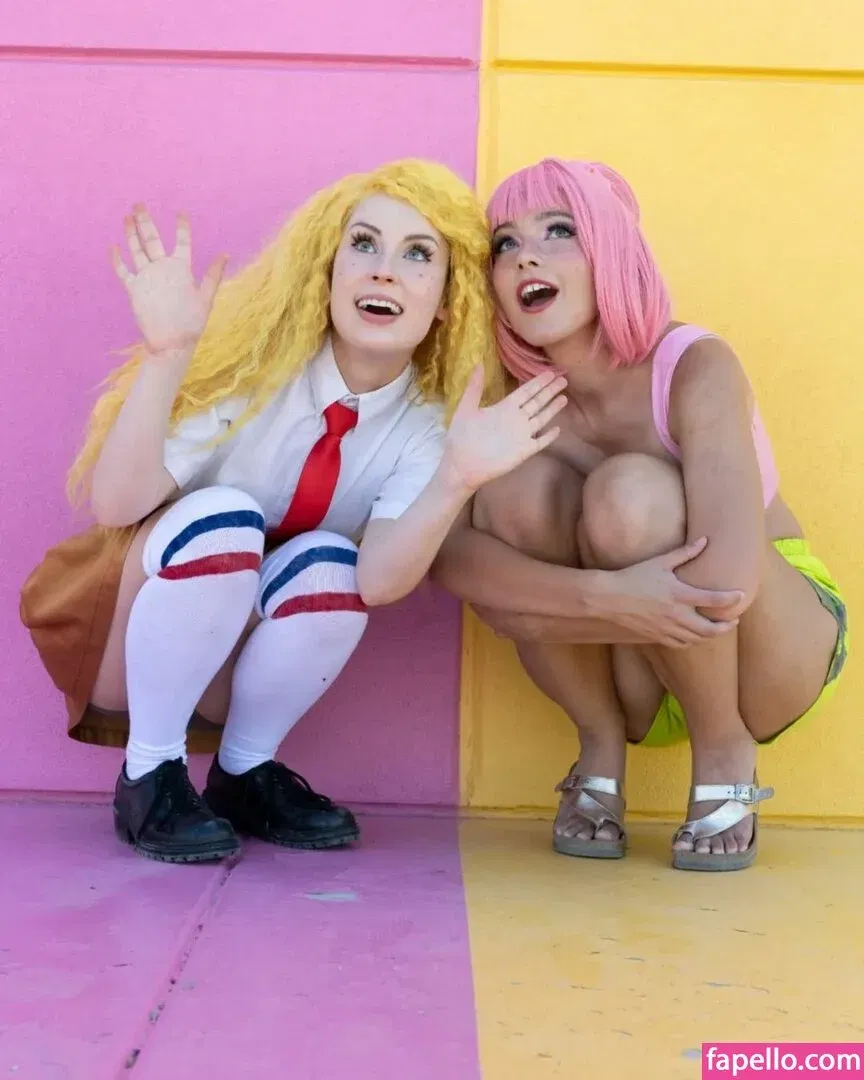 Raineemery Onlyfans Photo Gallery 