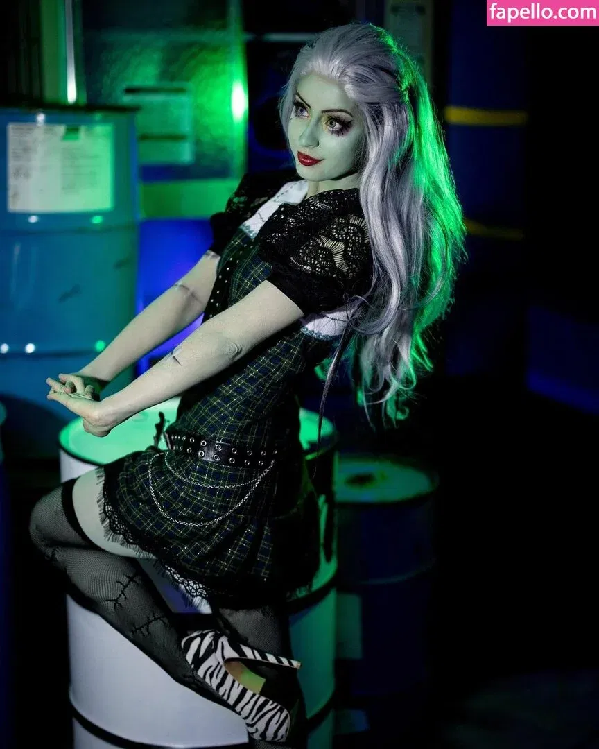 Raineemery Onlyfans Photo Gallery 