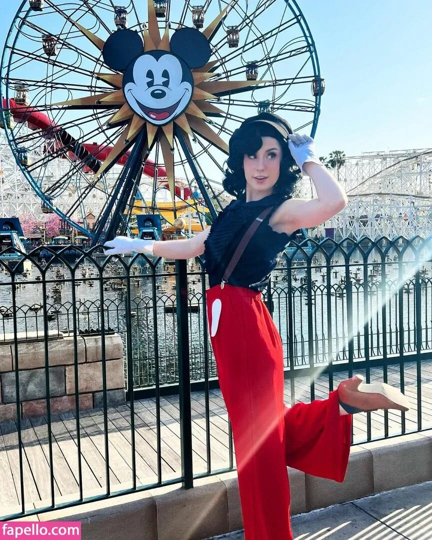 Raineemery Onlyfans Photo Gallery 