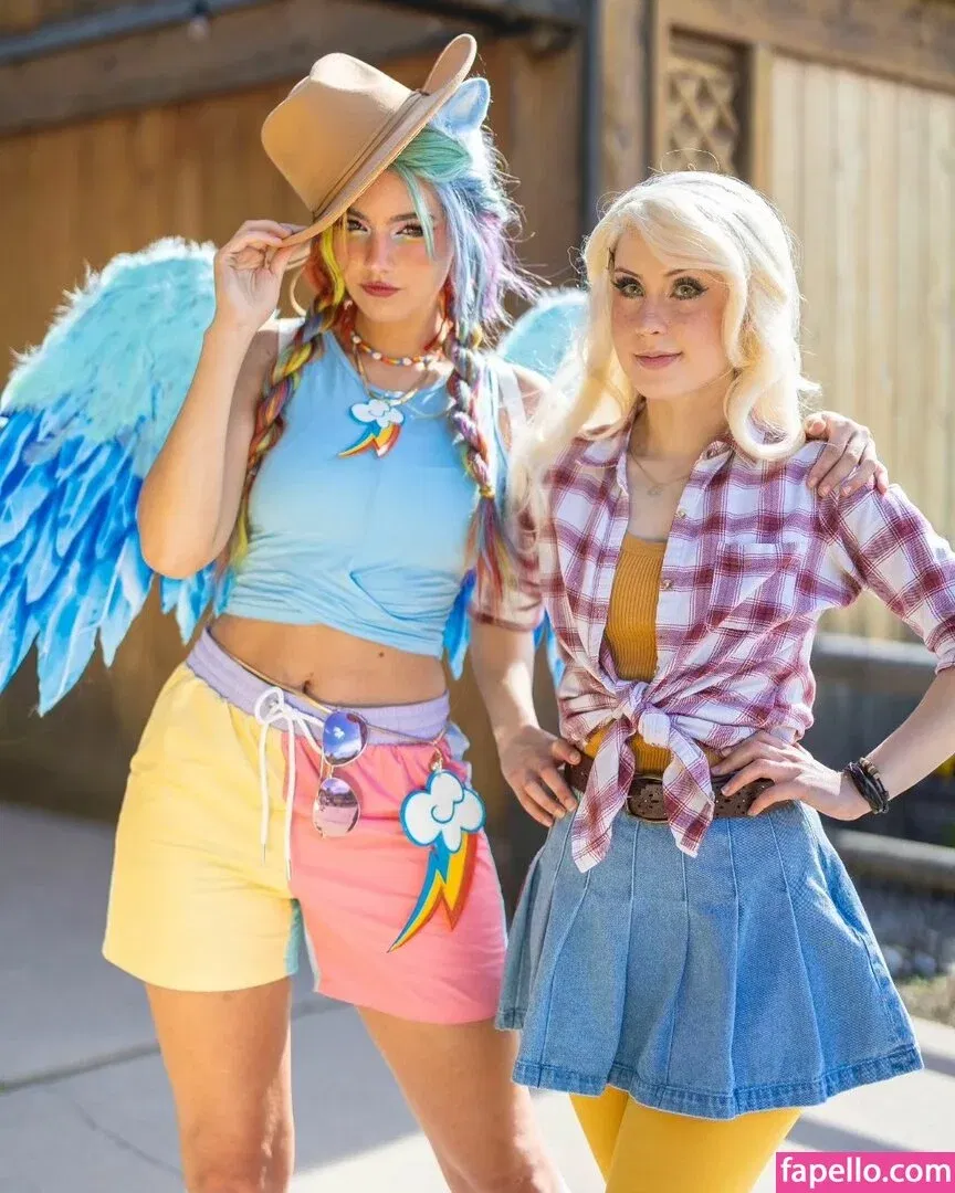 Raineemery Onlyfans Photo Gallery 