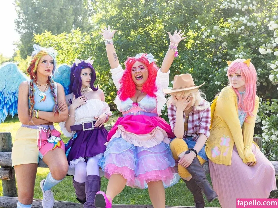 Raineemery Onlyfans Photo Gallery 