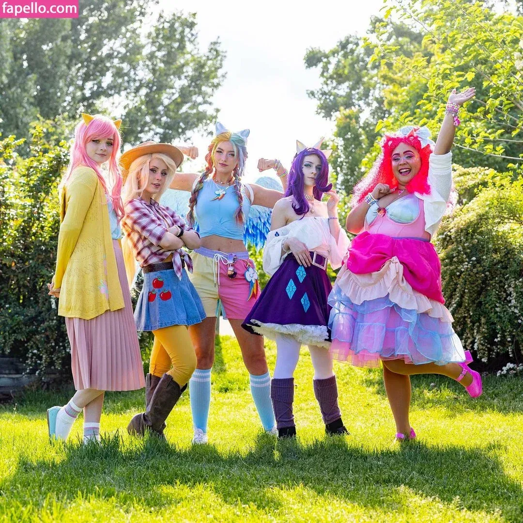 Raineemery Onlyfans Photo Gallery 