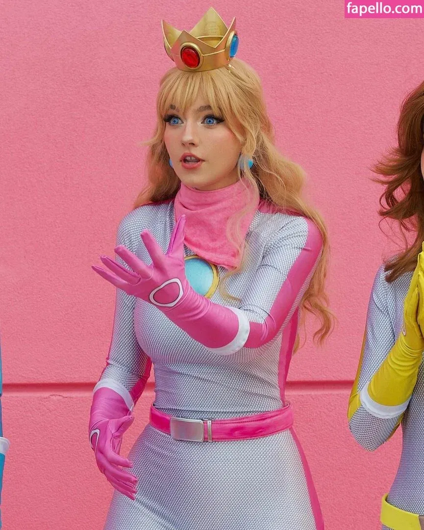 Raineemery Onlyfans Photo Gallery 