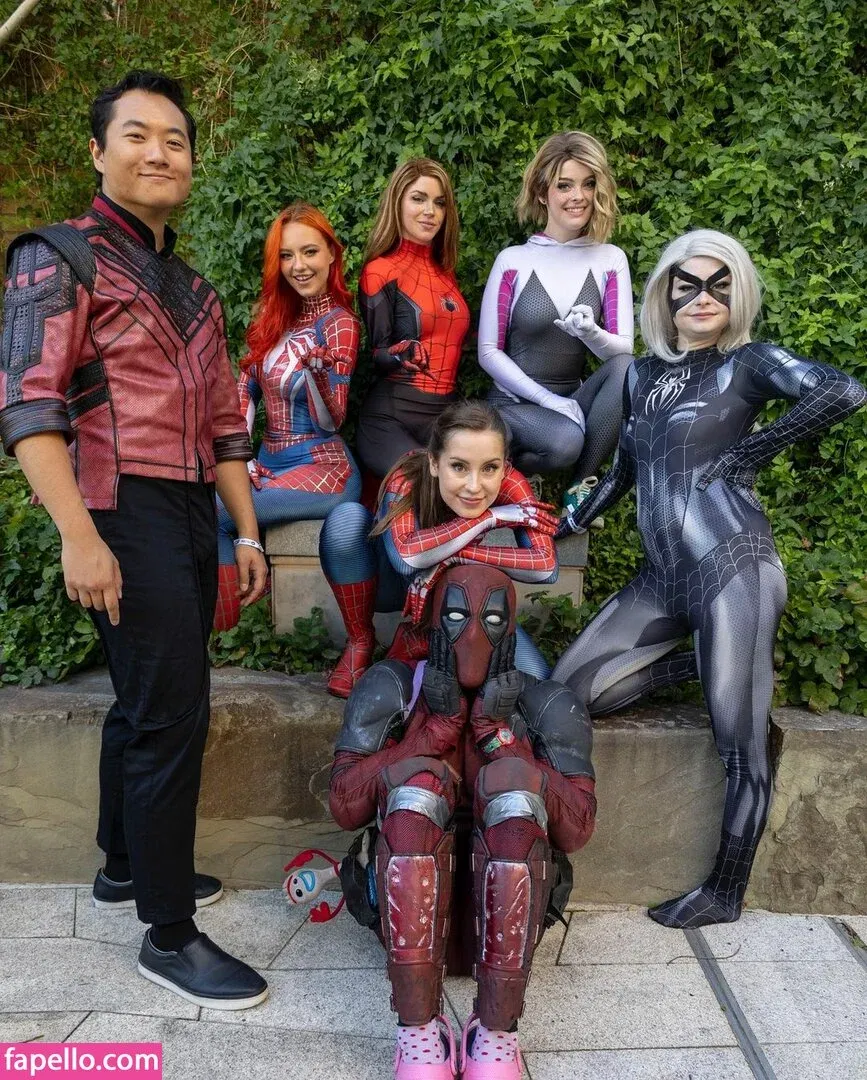 Raineemery Onlyfans Photo Gallery 