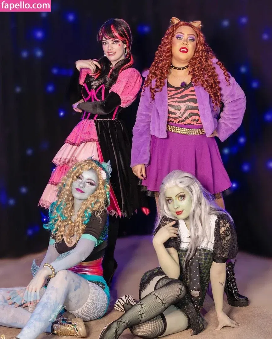 Raineemery Onlyfans Photo Gallery 