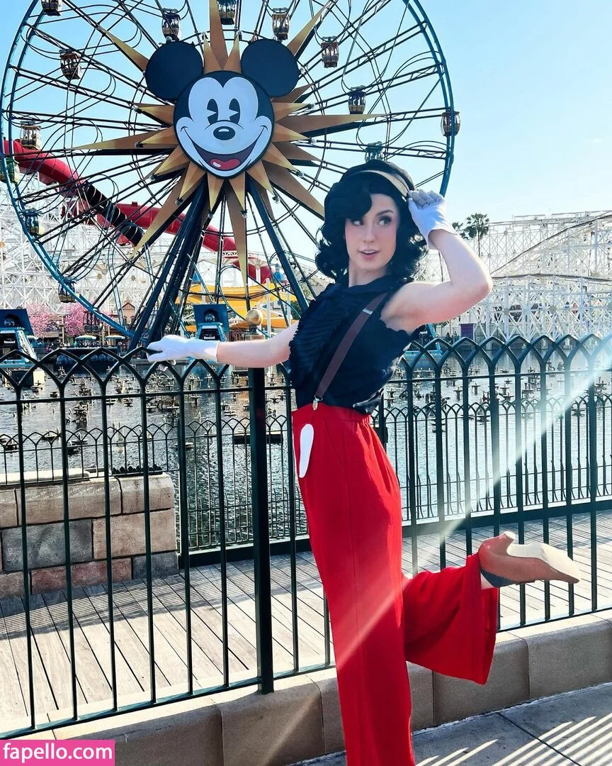 Raineemery Onlyfans Photo Gallery 