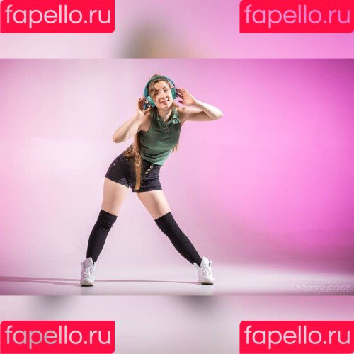 Raineemery Onlyfans Photo Gallery 