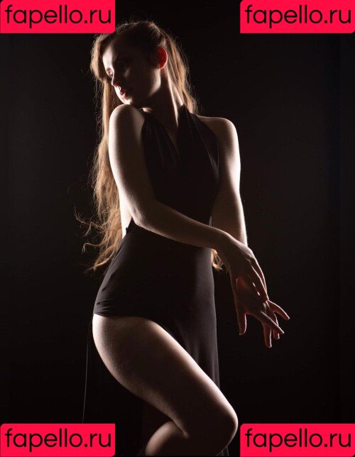 Raineemery Onlyfans Photo Gallery 