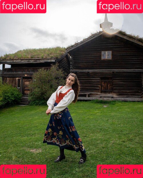 Raineemery Onlyfans Photo Gallery 