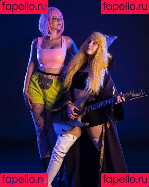 Raineemery Onlyfans Photo Gallery 