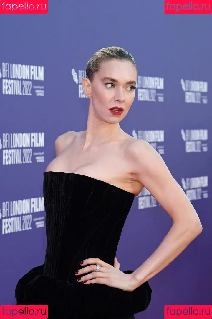 Vanessa Kirby Onlyfans Photo Gallery 