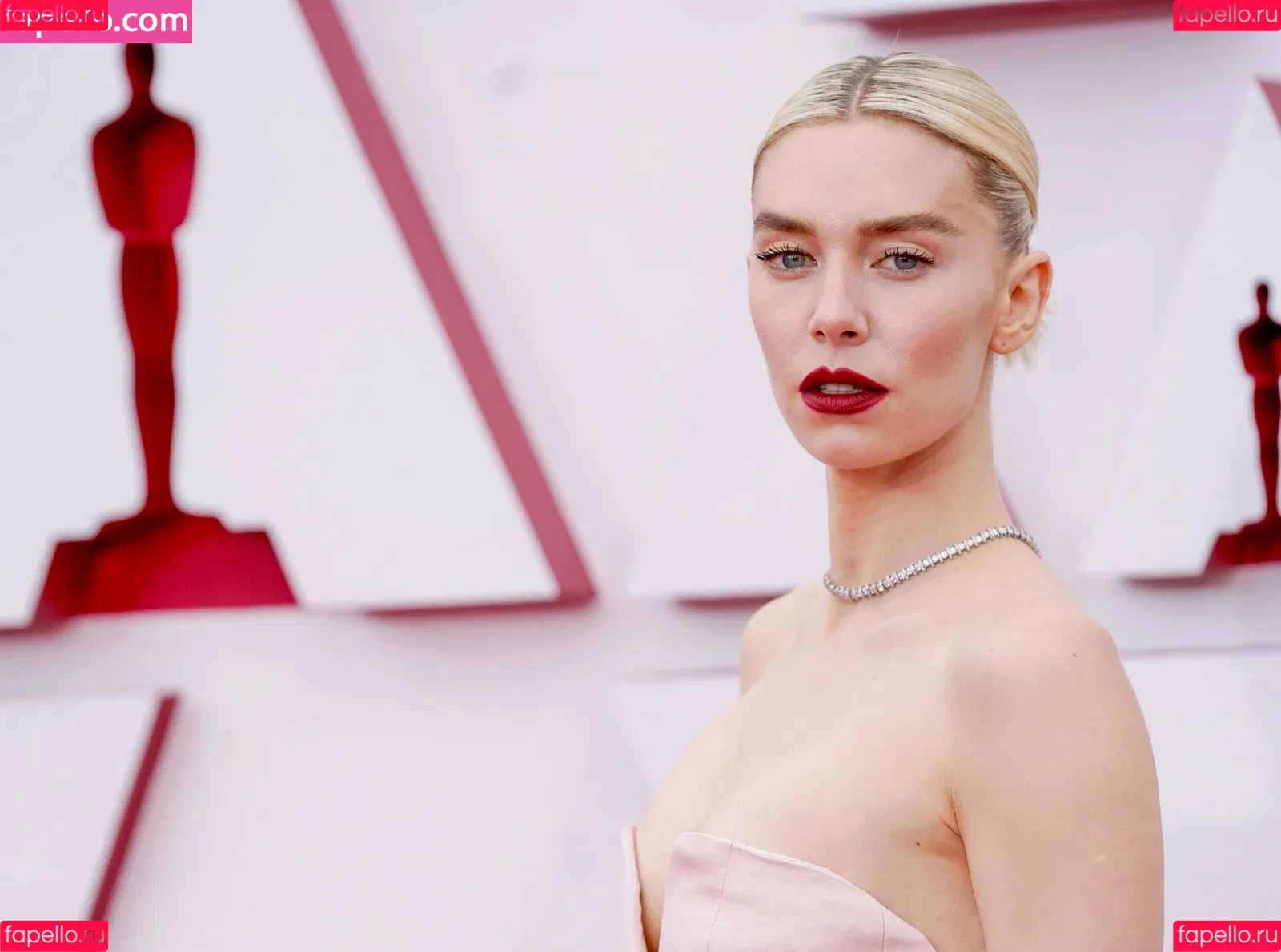 Vanessa Kirby Onlyfans Photo Gallery 