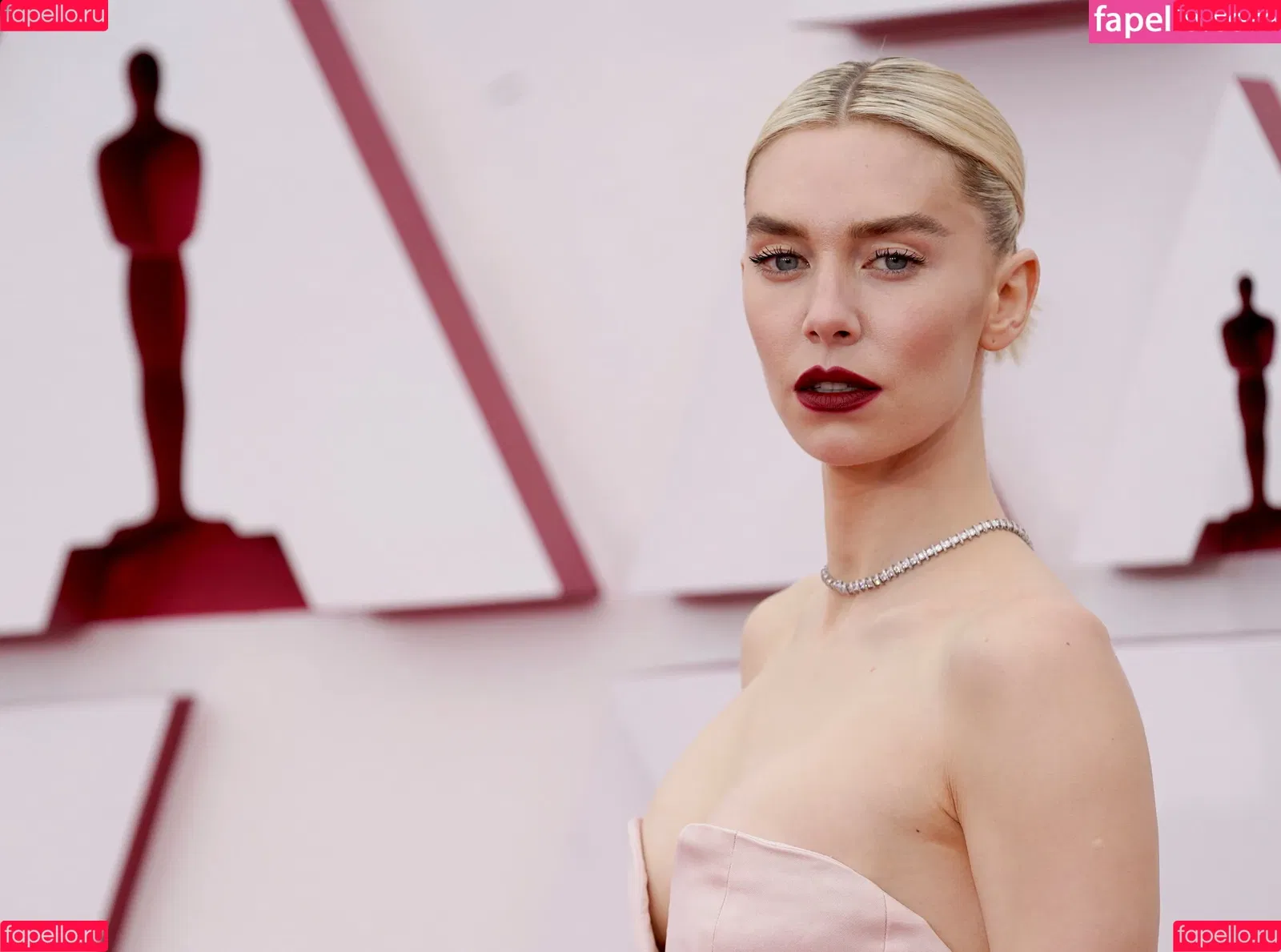 Vanessa Kirby Onlyfans Photo Gallery 
