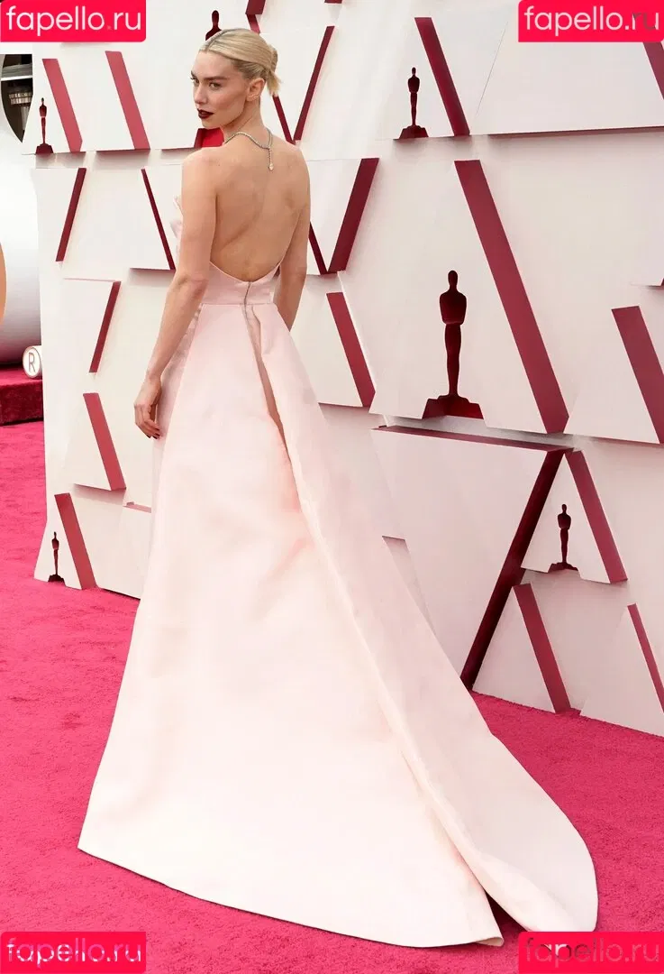 Vanessa Kirby Onlyfans Photo Gallery 