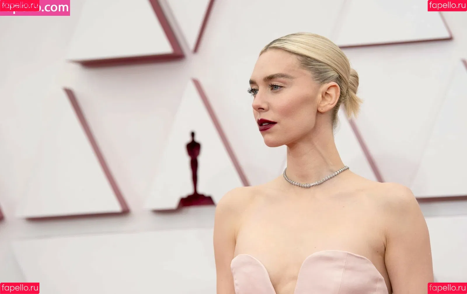 Vanessa Kirby Onlyfans Photo Gallery 