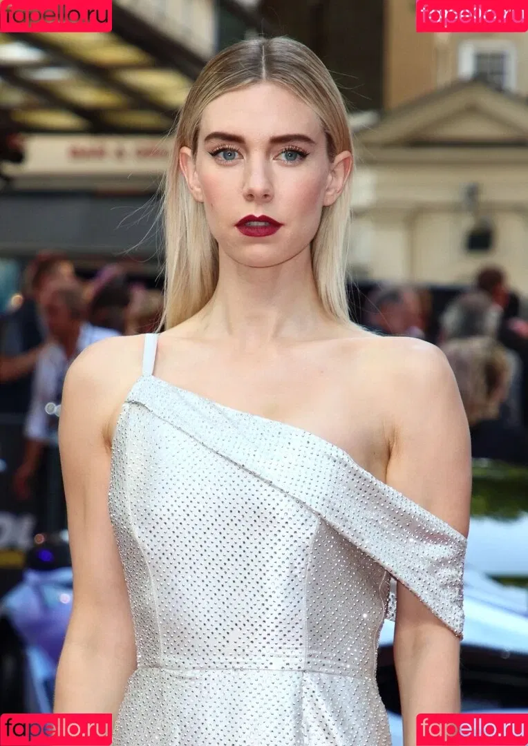 Vanessa Kirby Onlyfans Photo Gallery 