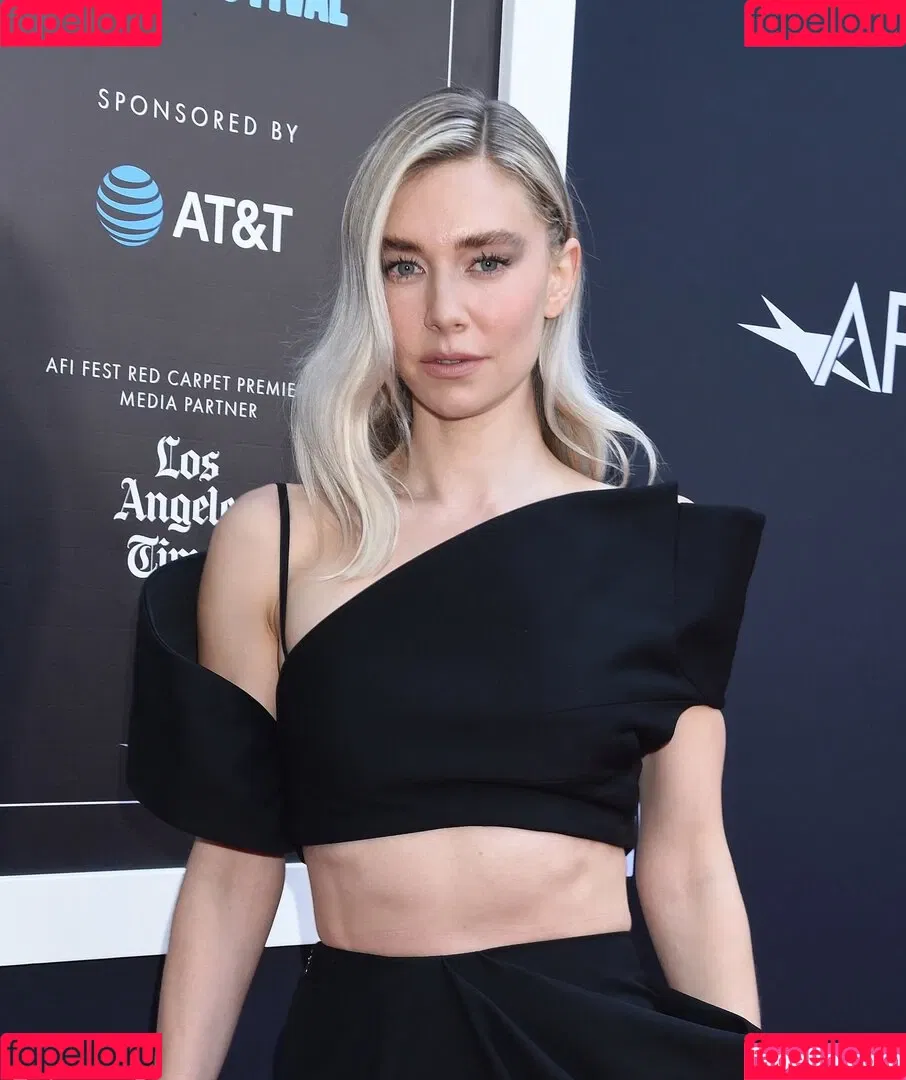 Vanessa Kirby Onlyfans Photo Gallery 