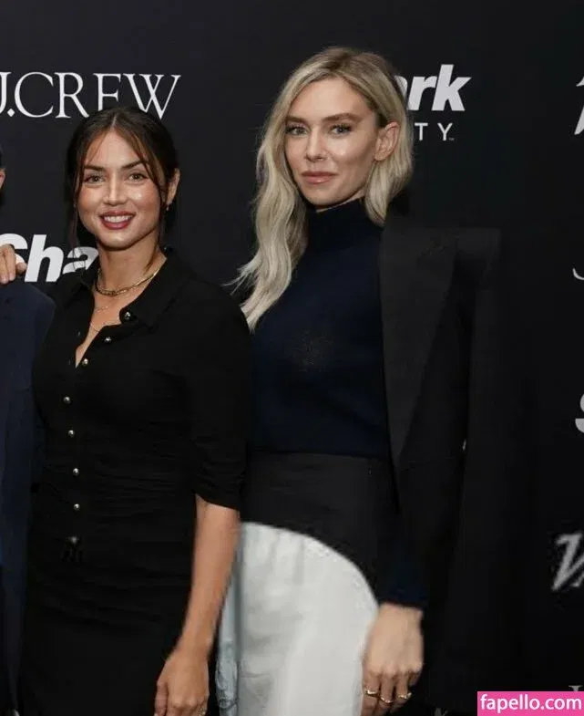 Vanessa Kirby Onlyfans Photo Gallery 