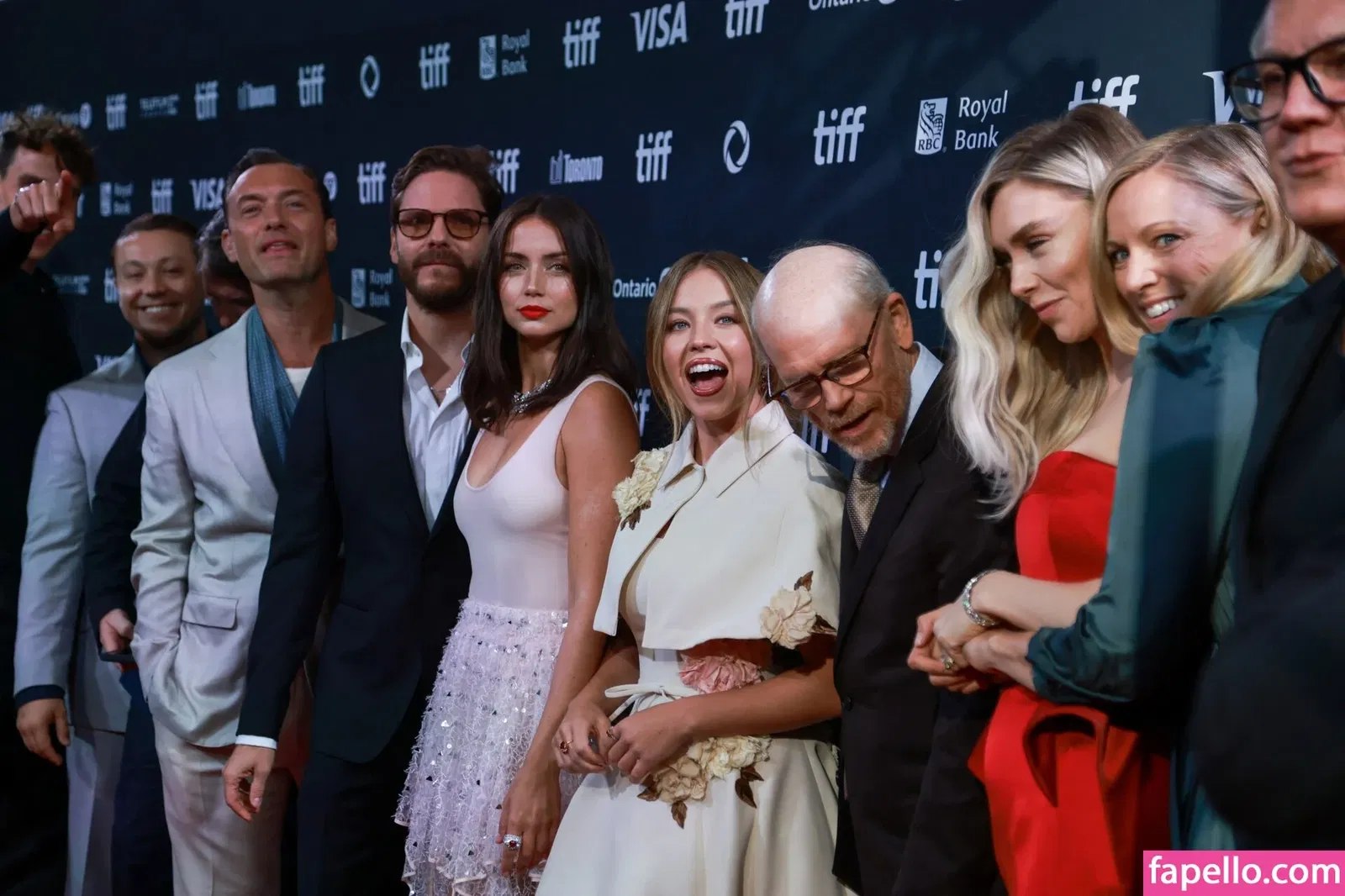 Vanessa Kirby Onlyfans Photo Gallery 