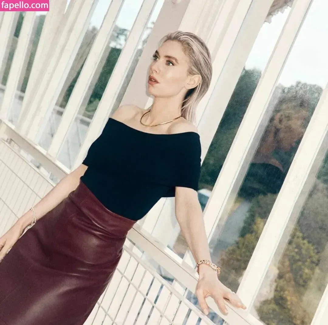 Vanessa Kirby Onlyfans Photo Gallery 