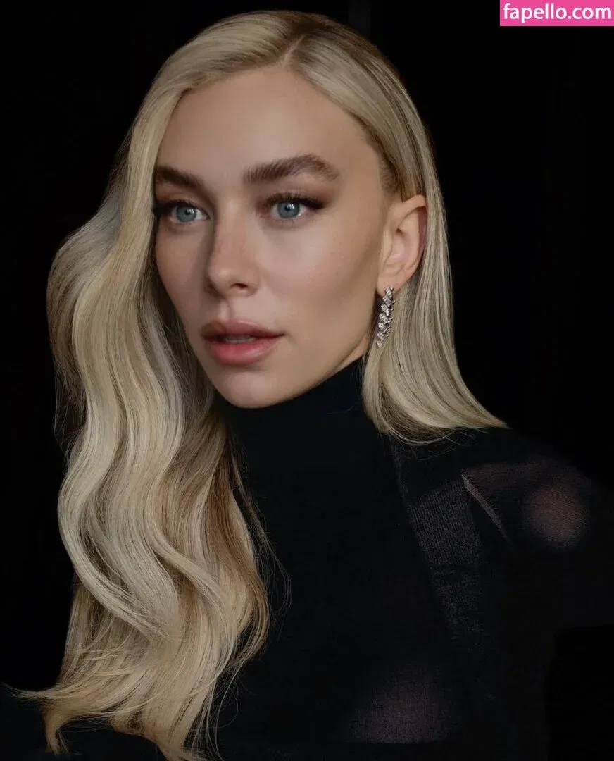 Vanessa Kirby Onlyfans Photo Gallery 