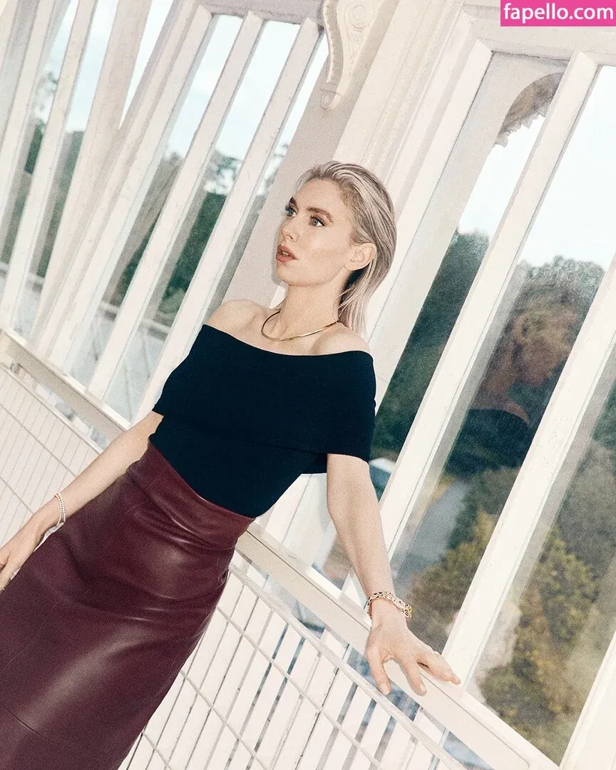 Vanessa Kirby Onlyfans Photo Gallery 