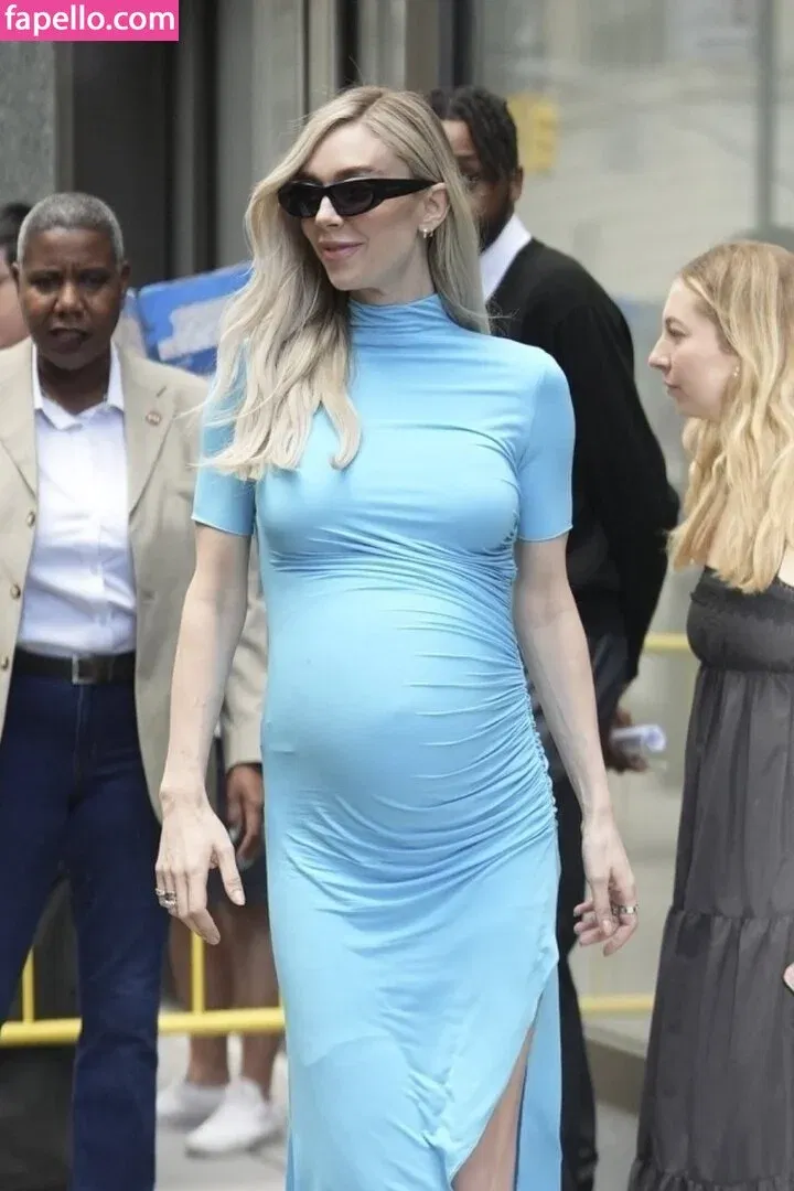 Vanessa Kirby Onlyfans Photo Gallery 