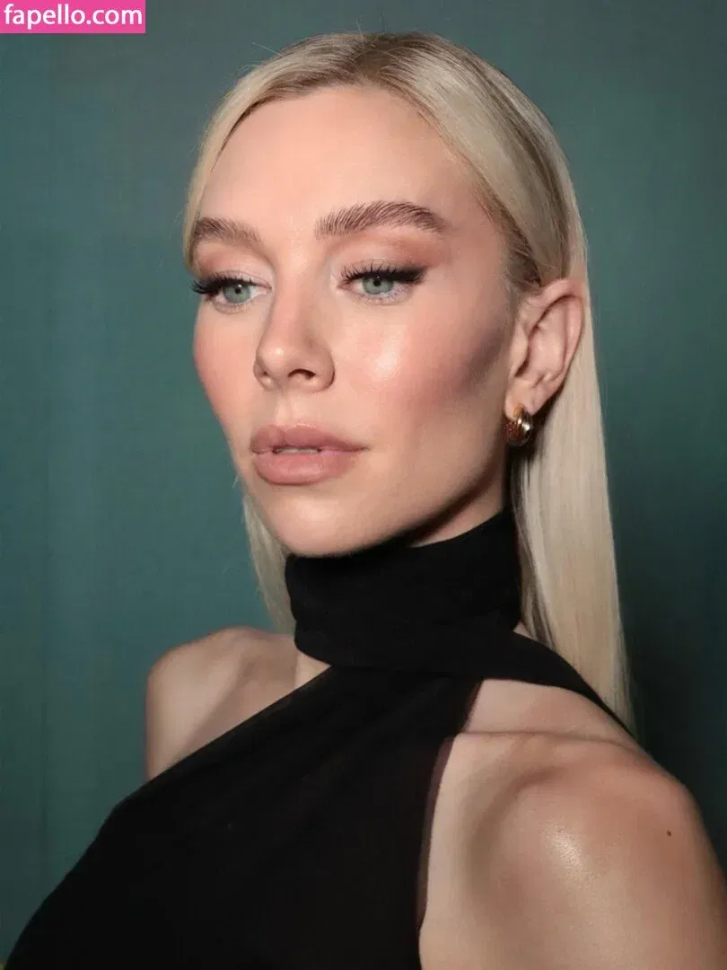 Vanessa Kirby Onlyfans Photo Gallery 