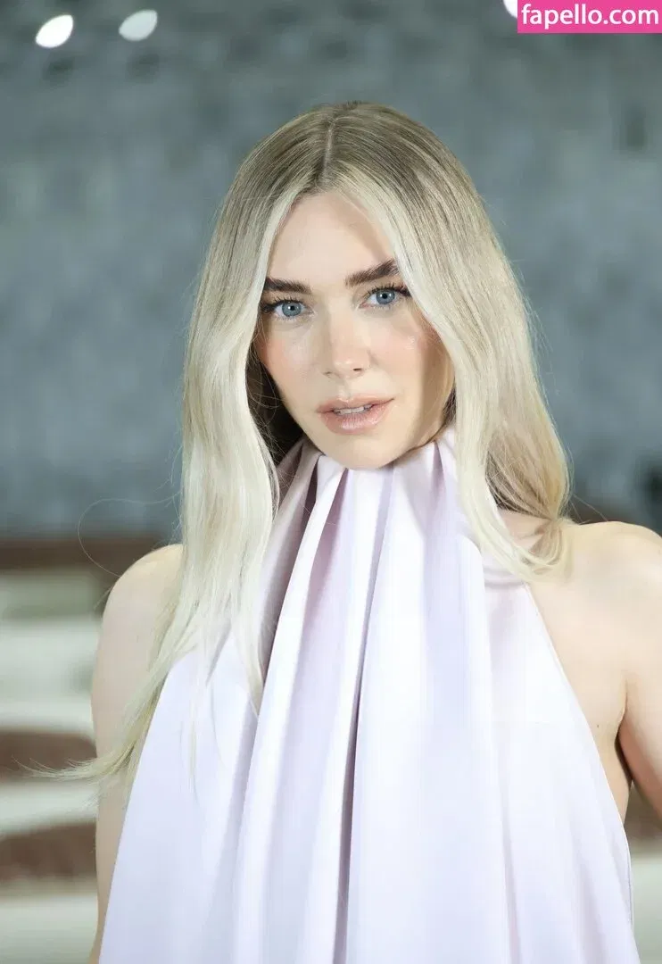 Vanessa Kirby Onlyfans Photo Gallery 