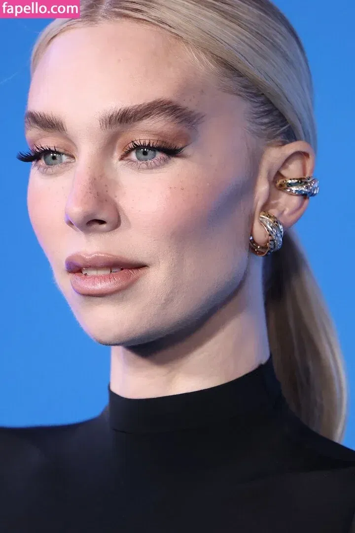 Vanessa Kirby Onlyfans Photo Gallery 