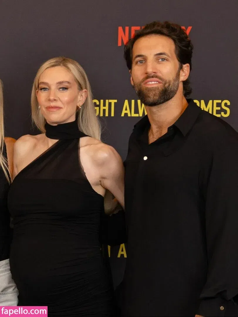 Vanessa Kirby Onlyfans Photo Gallery 