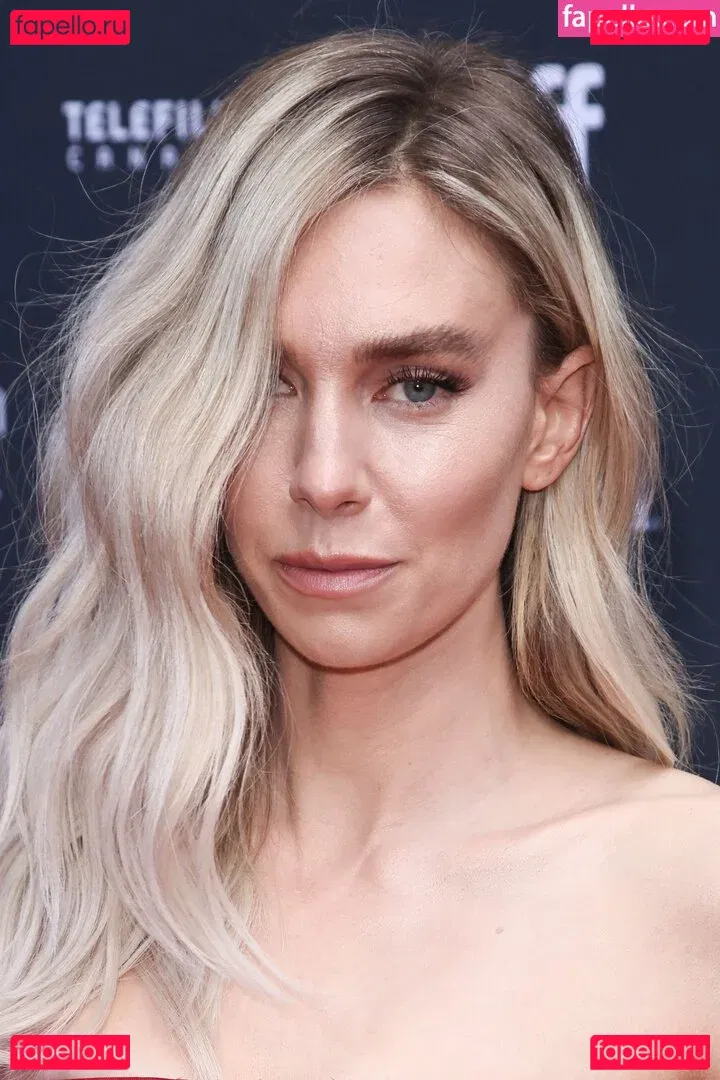 Vanessa Kirby Onlyfans Photo Gallery 