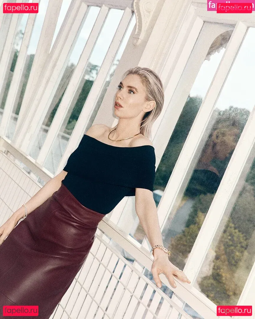Vanessa Kirby Onlyfans Photo Gallery 